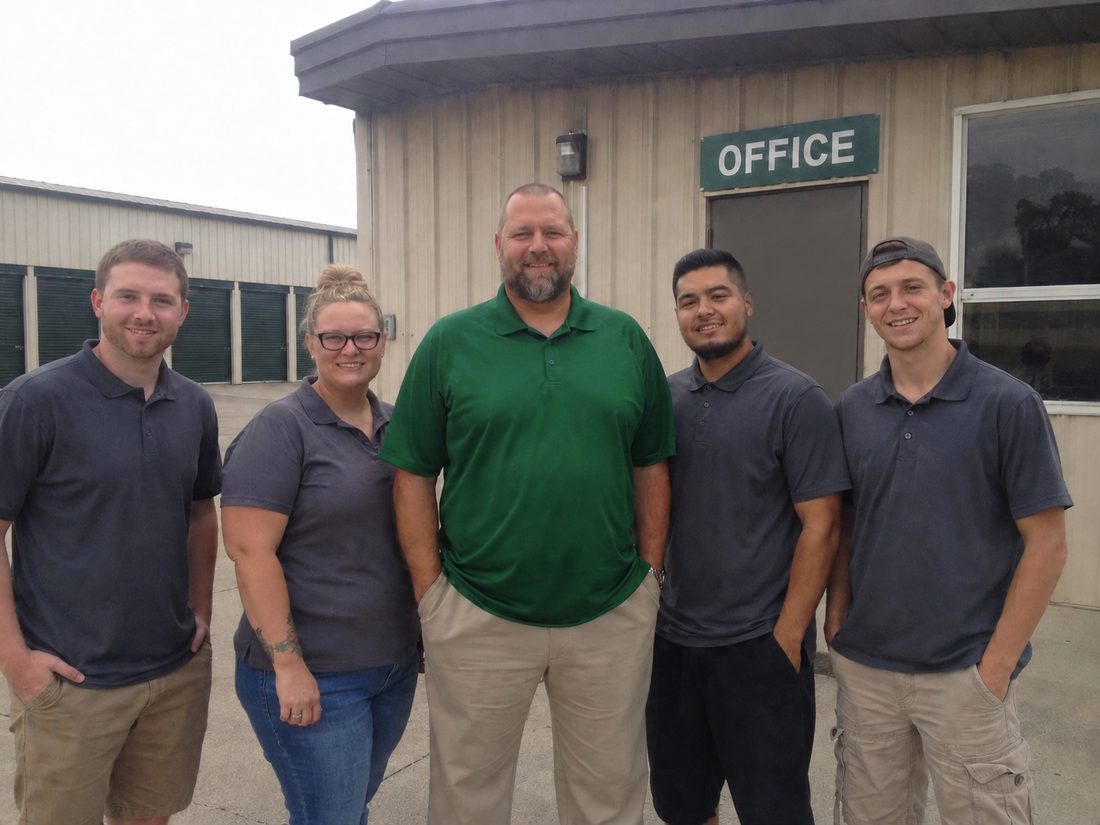 Pest control professionals in Clarksville, TN